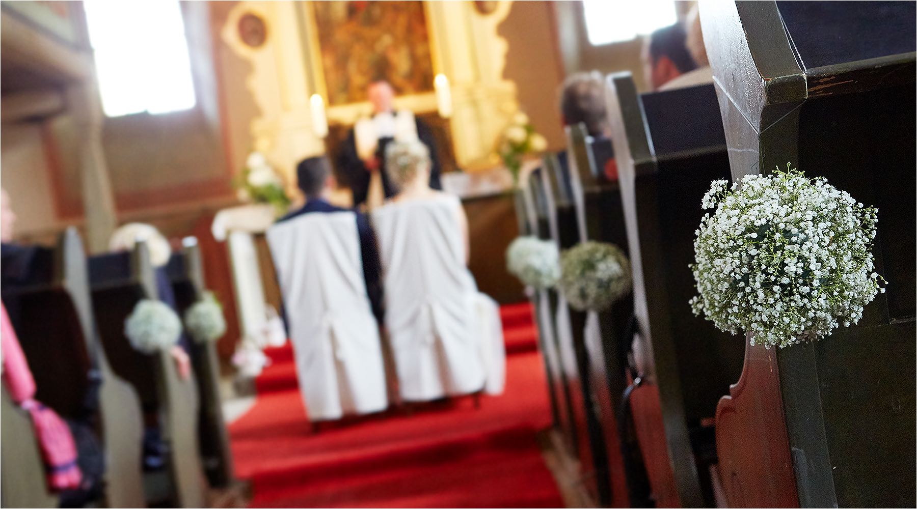  In einer ehrwürdigen Kirche in Sachsen. Ruhe und Andascht, auch in den Fotos. Copyright by Fotostudio Jörg Riethausen 